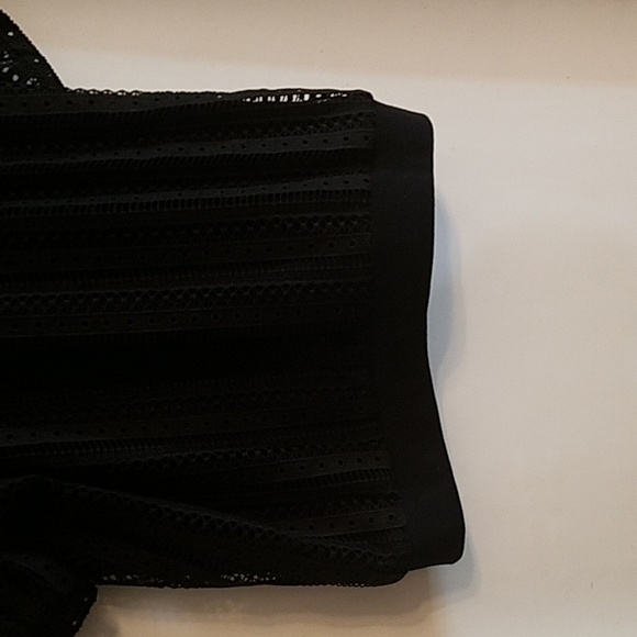 Anthropologie | Lace Ruffle Blouse - Picture 7 of 8